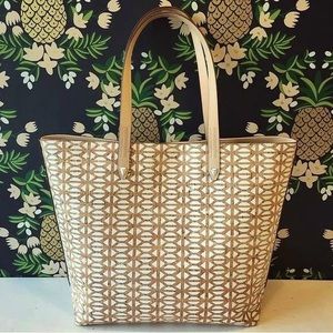 Natural cork tote